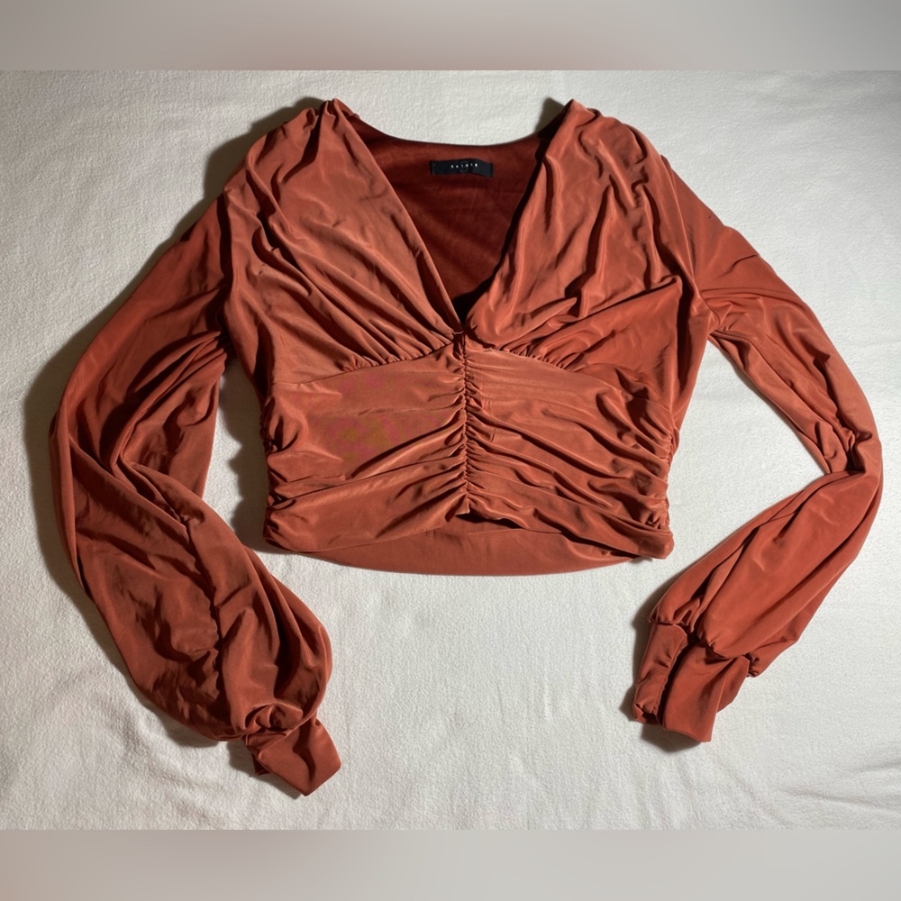 rust colored long sleeve blouse 🧶